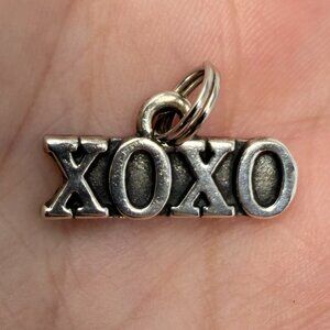 "XOXO" Hugs & Kisses Love Sterling Silver 925 Charm Pendant SJC Bracelet Jewelry